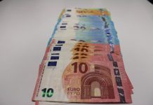 Prognozuojama, kad pensijos augs sparčiau nei darbo užmokestis ir infliacija