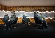 Užburiančios virtualios realybės patirtys „Angelų takais“ ir „Pasaulių sutvėrimas“ – Utenoje