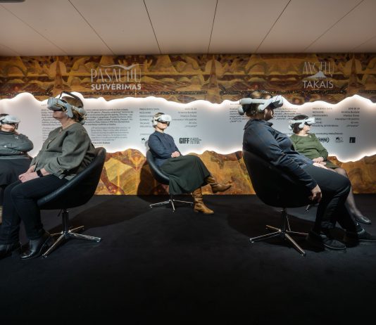 Užburiančios virtualios realybės patirtys „Angelų takais“ ir „Pasaulių sutvėrimas“ – Utenoje
