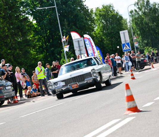 Uteniškiai – nuolatiniai istorinių automobilių ralių dalyviai