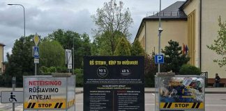 Nors gyventojai mano rūšiuojantys teisingai, klaidos kartojasi: Ukmergėje suorganizuotas viešas socialinis eksperimentas „Konteinerio krata“