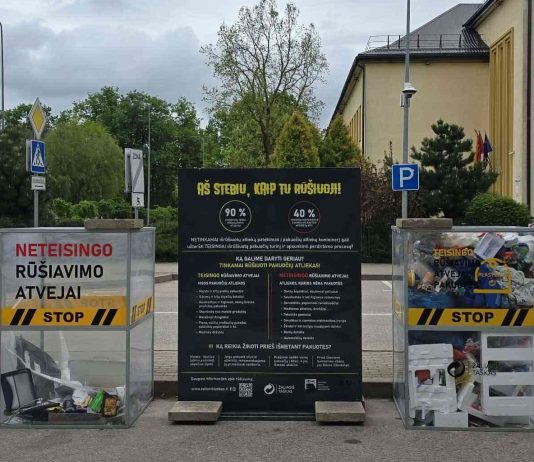 Nors gyventojai mano rūšiuojantys teisingai, klaidos kartojasi: Ukmergėje suorganizuotas viešas socialinis eksperimentas „Konteinerio krata“