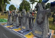 KUR PLAKA TRADICIJŲ ŠIRDIS: BIRŽELIO 6-ĄJĄ NIŪRONYSE NUAIDĖS „BĖK BĖK, ŽIRGELI!“