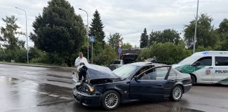 Eismo įvykis sutrikdė eismą mieste