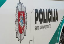 Smėlio gatvėje neblaivi moteris mosavo peiliu: sužalotas vyras