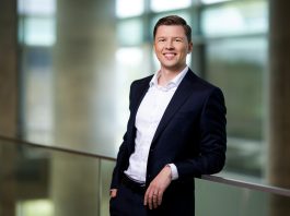 Sukčiai tampa vis įžūlesni – senjorus apmoko dar prieš skambutį bankui