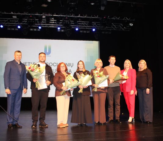 Socialinių darbuotojų profesinės šventės proga padėkota už prasmingą darbą