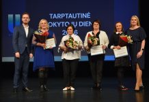 Utenoje pagerbti geriausi mokytojai ir švietimo bendruomenės lyderiai