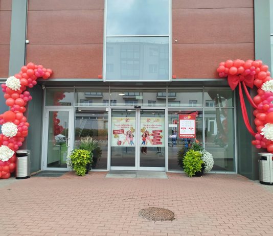 Prekybos centras „Aušra“ – jau dvidešimt metų su uteniškiais