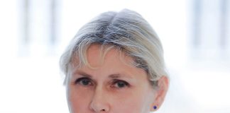 Dezinformaciją tyrusi profesorė: ar įmanoma pakeisti propagandos paveiktų žmonių nuomonę?